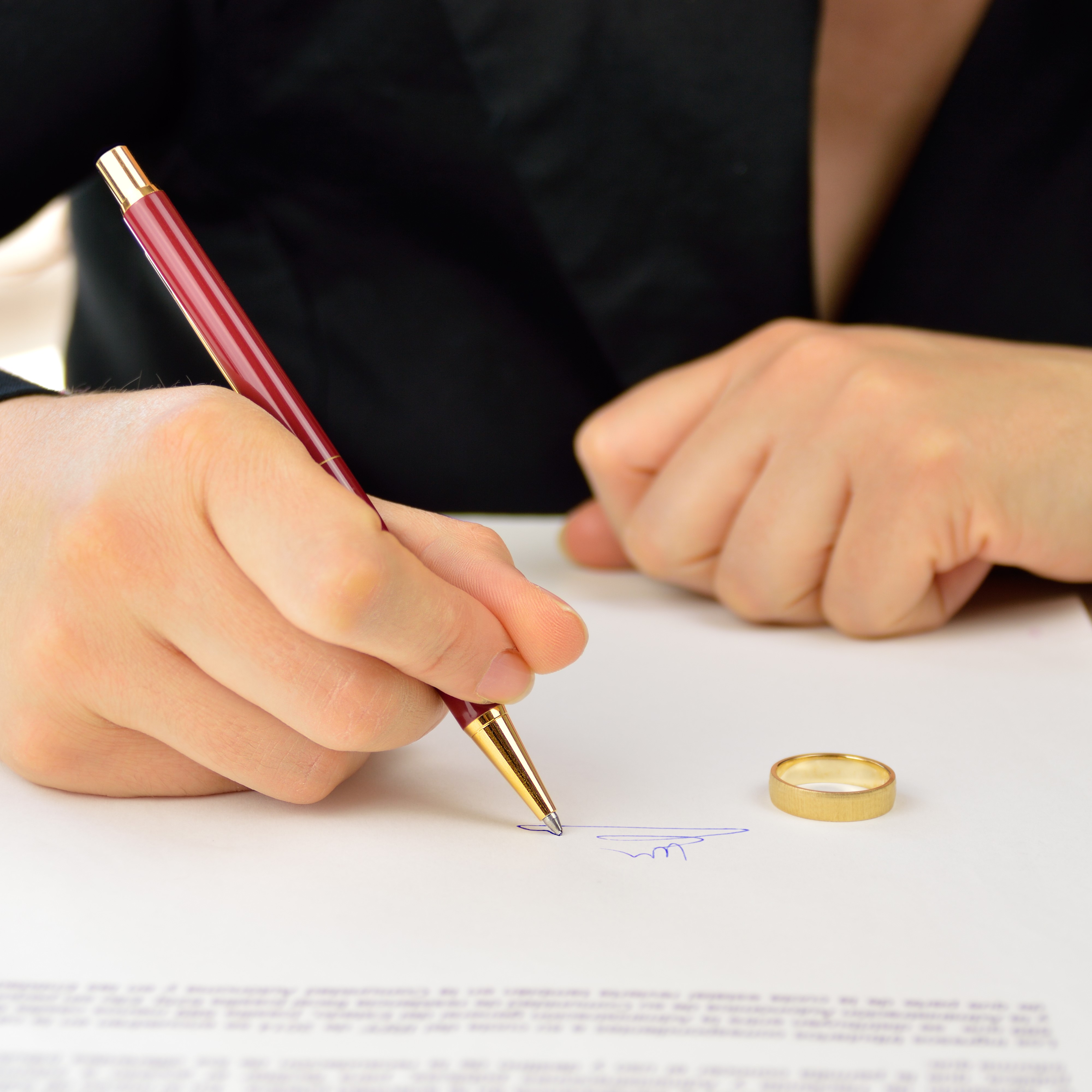Contract de mariage français vs prenup anglais